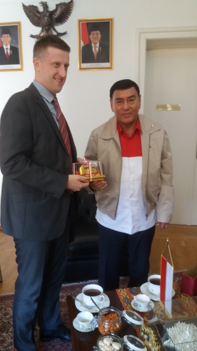 Rukovoditelj Centra i veleposlanik Indonezije