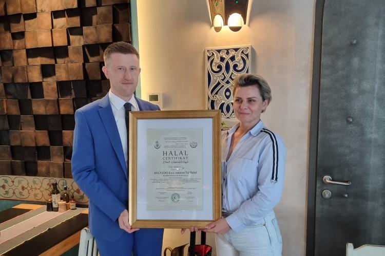 Halal Certificate Award Ceremony for Restaurant Taj Mahal